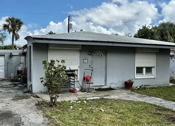 2612 Southwest 14th Avenue