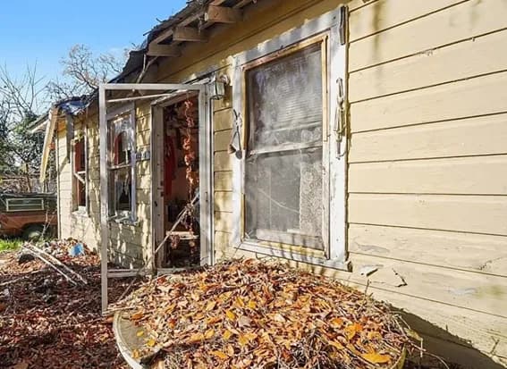 3922 Northeast 16th Court