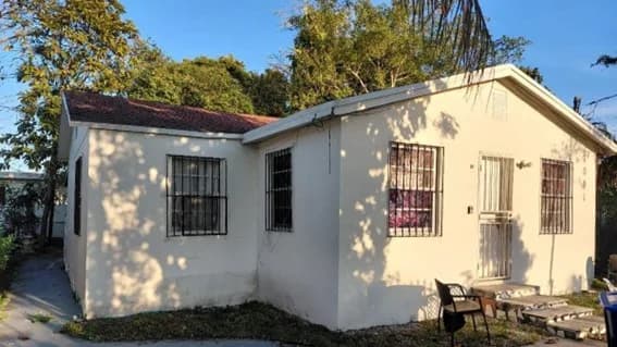 7091 Northwest 21st Avenue