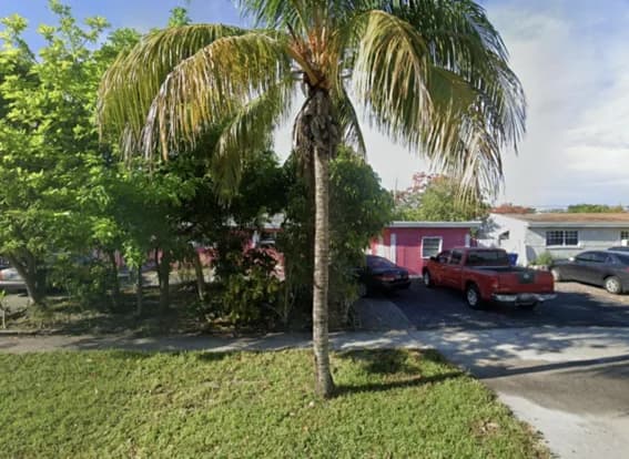 3724 Jackson Boulevard