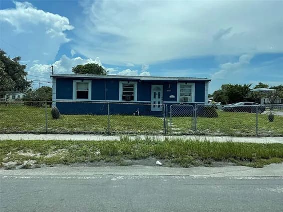 1589 Northwest 6th Avenue