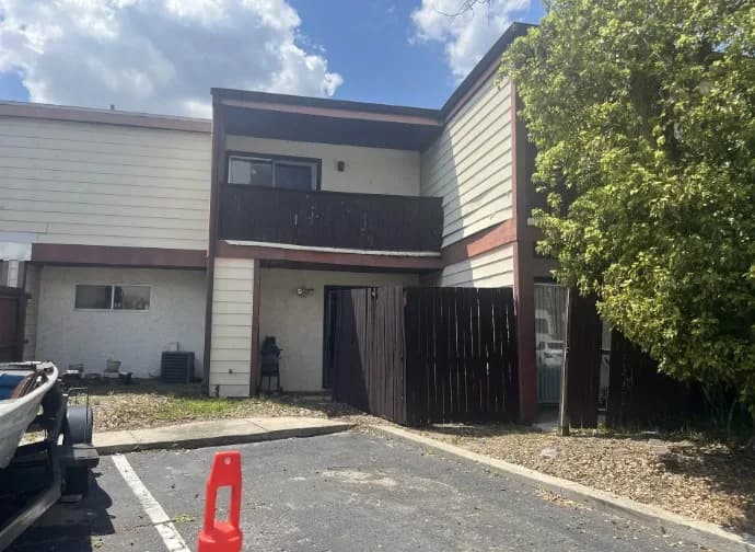 3981 Crayrich Circle