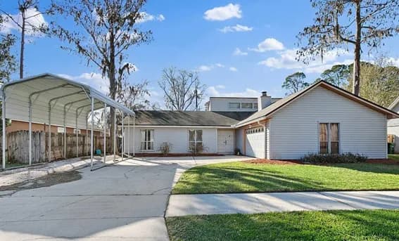 10644 La Mancha Avenue