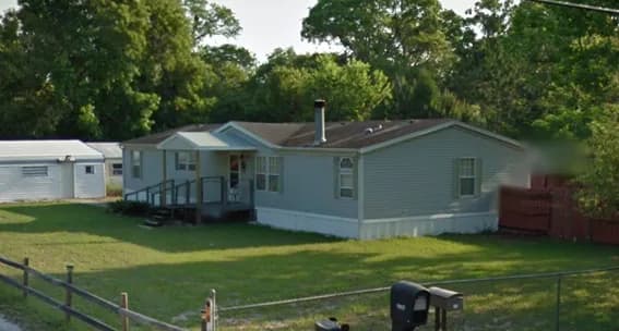 10029 Chestnut Drive