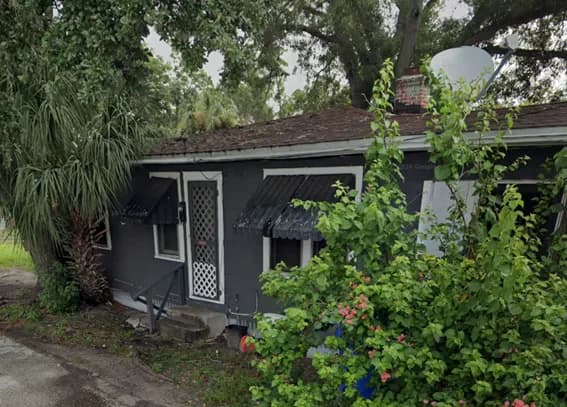 877 22nd Avenue South