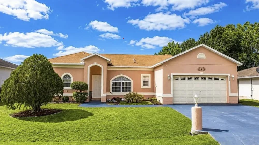 302 Ferrara Court