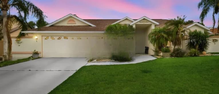 Spanish Wells Drive