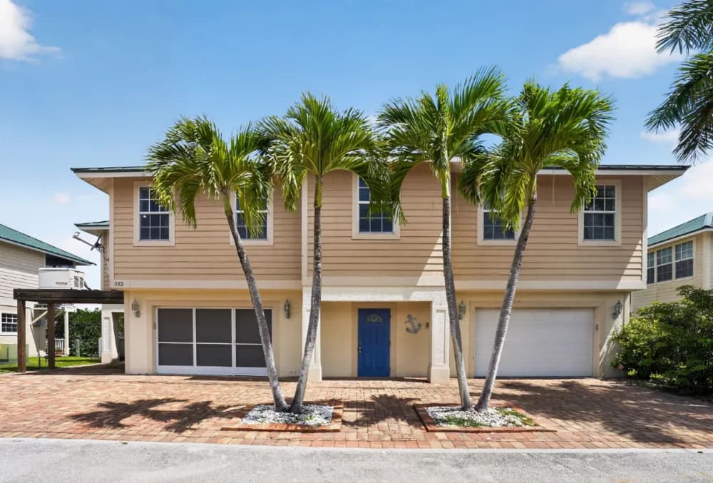 352 Freesia Street