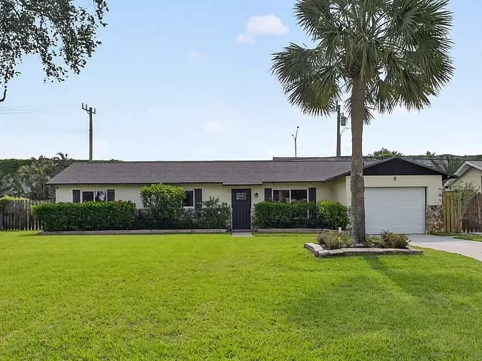 9820 Jonquil Circle South