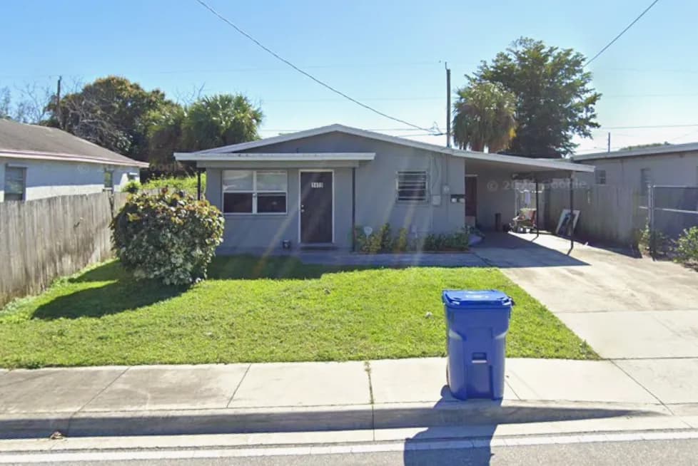 1489 West 34th Street