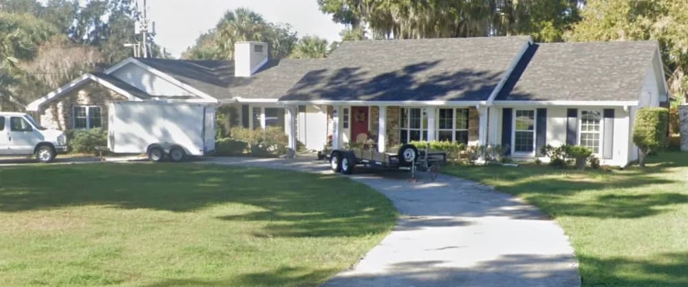 2905 Lakeshore Drive