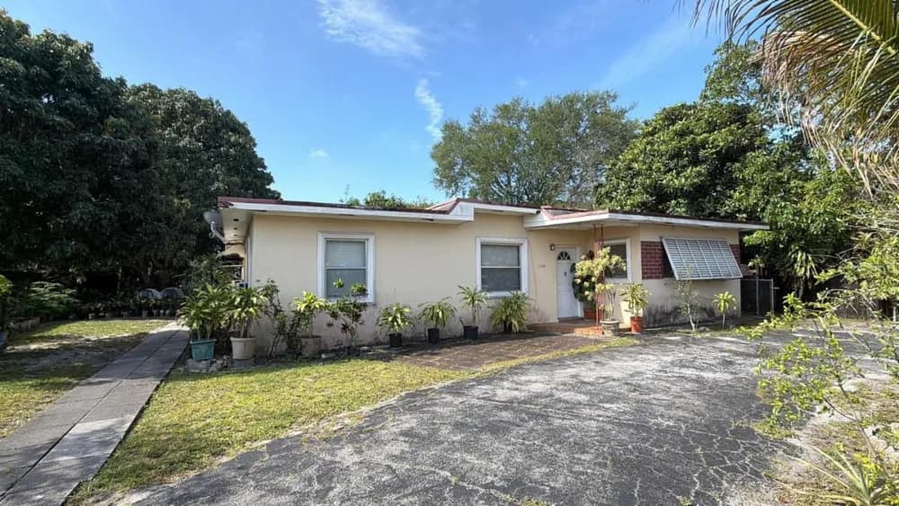 1120 Northwest 143rd Street, Miami, FL, 33168