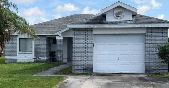 1015 Ocala Woods Lane