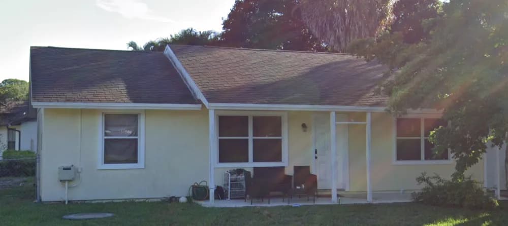 1131 Southwest London Lane