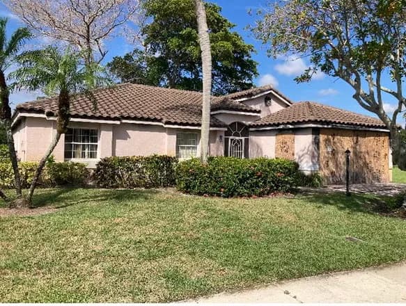 5425 White Sands Cove