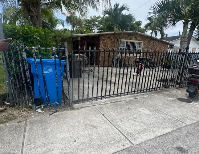 4050 Southwest 19th Street