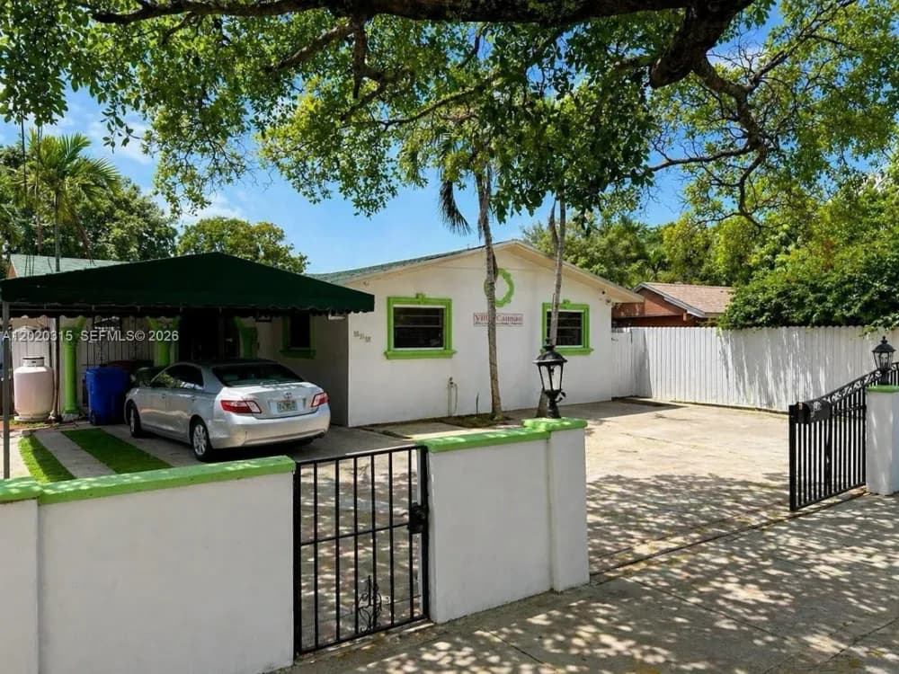 610 Southwest 66th Avenue