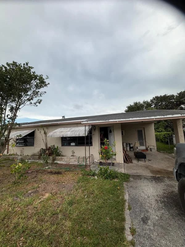 4228 Southwest 21st Street