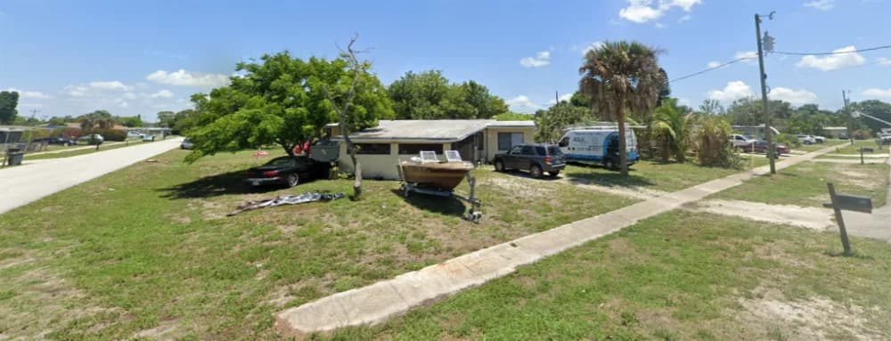 950 Lakeview Drive