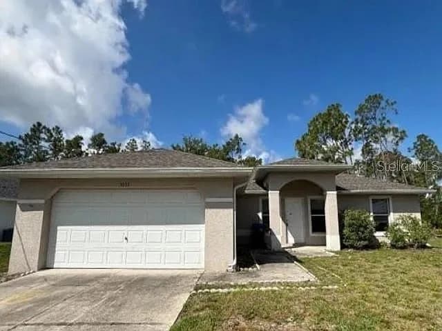 5533 Douglas Road