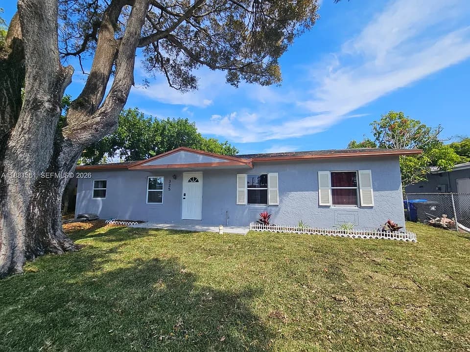 325 Southwest 80th Terrace, North Lauderdale, FL, 33068