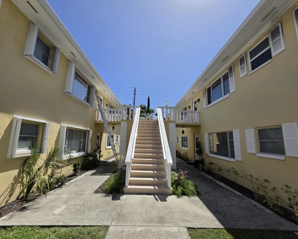 2210 Northeast 56th Place