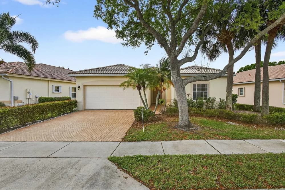 8600 Pine Cay