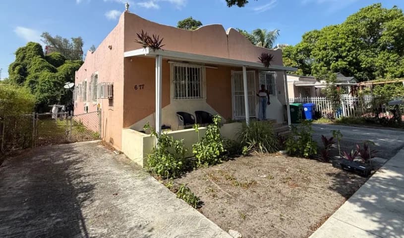 677 Northwest 45th Street