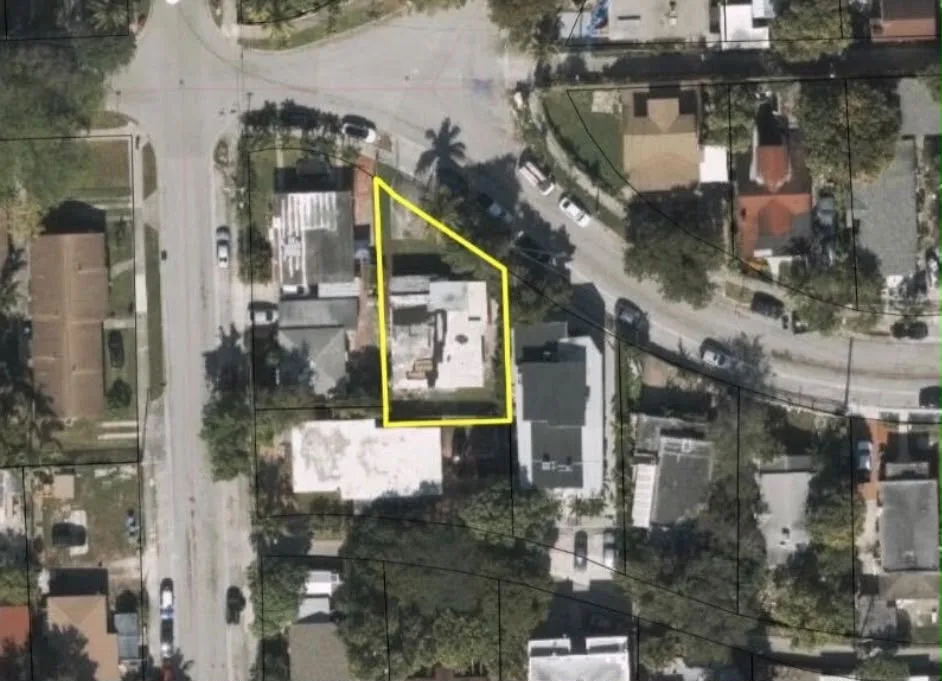 282 Northwest 34th Street