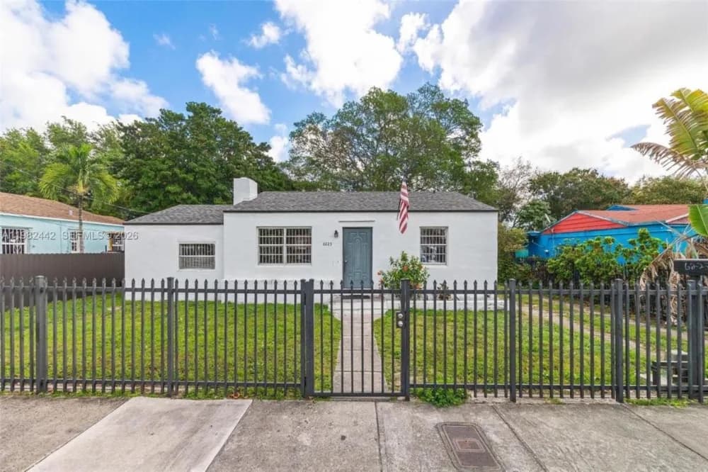 6223 Northwest Miami Place