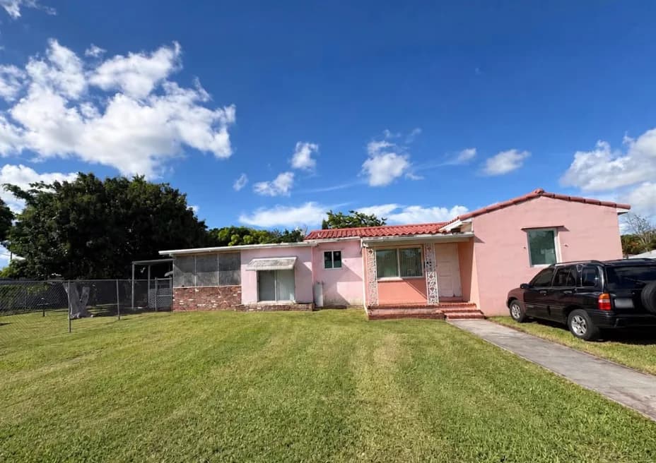 305 Northwest 10th Street