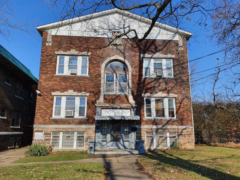 914 Copley Road