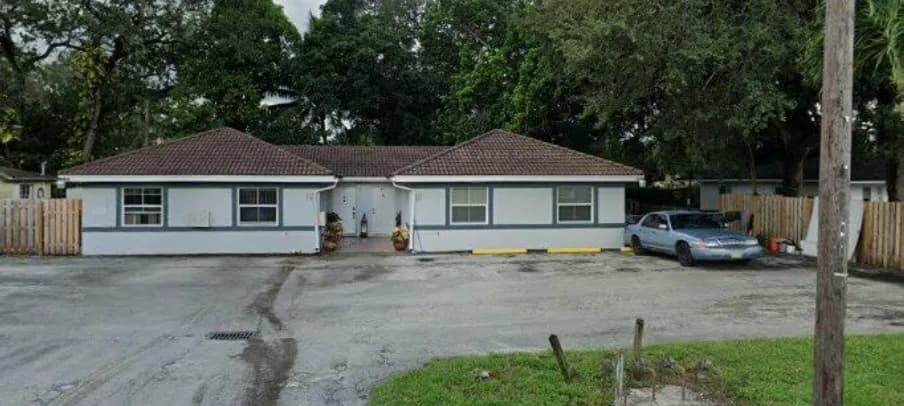 520 Northeast 166th Street